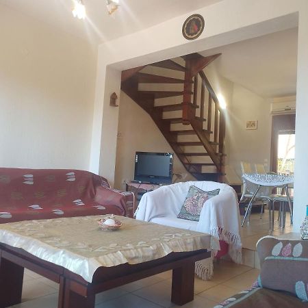 Appartement Μεζονετα à Nea Roda Extérieur photo