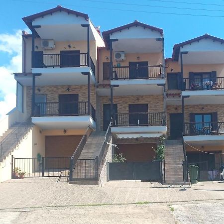 Appartement Μεζονετα à Nea Roda Extérieur photo