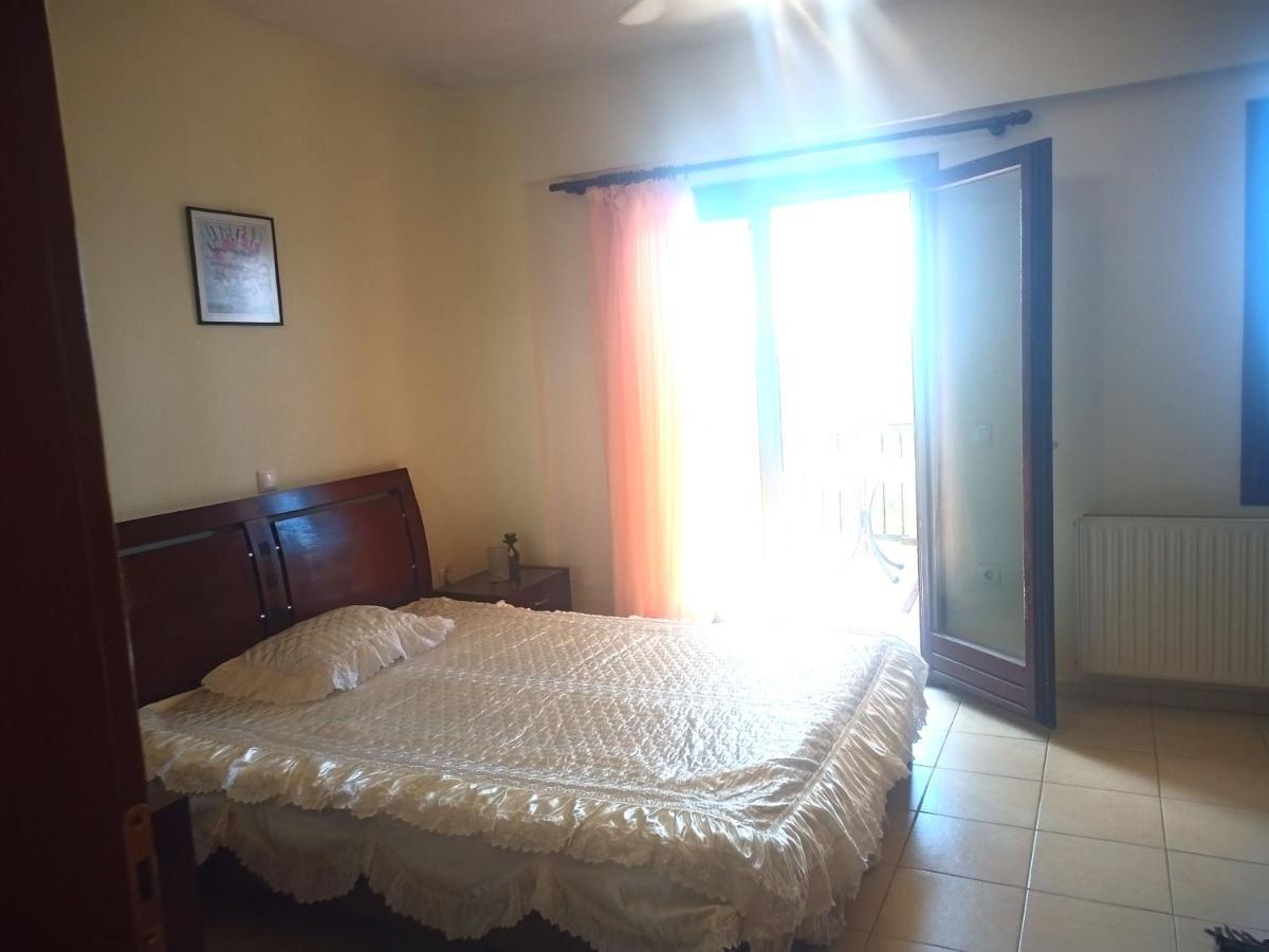 Appartement Μεζονετα à Nea Roda Extérieur photo